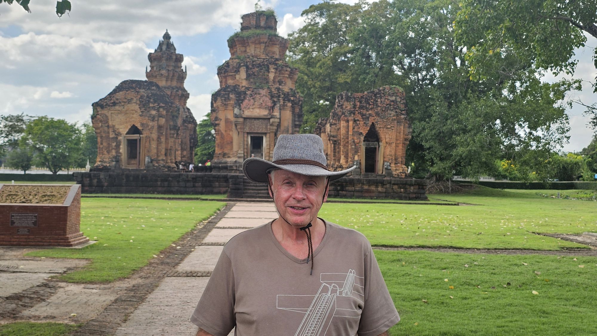 20251021_1332103422802035575389918